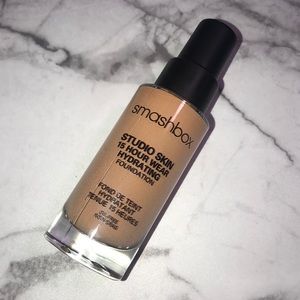 Smashbox studio skin foundation - 2.3